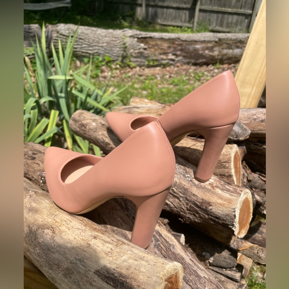 Heels - Picture 12 of 16
